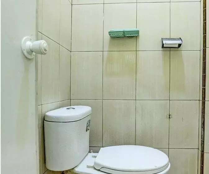 هتل Oyo 3214 Puri Amalia