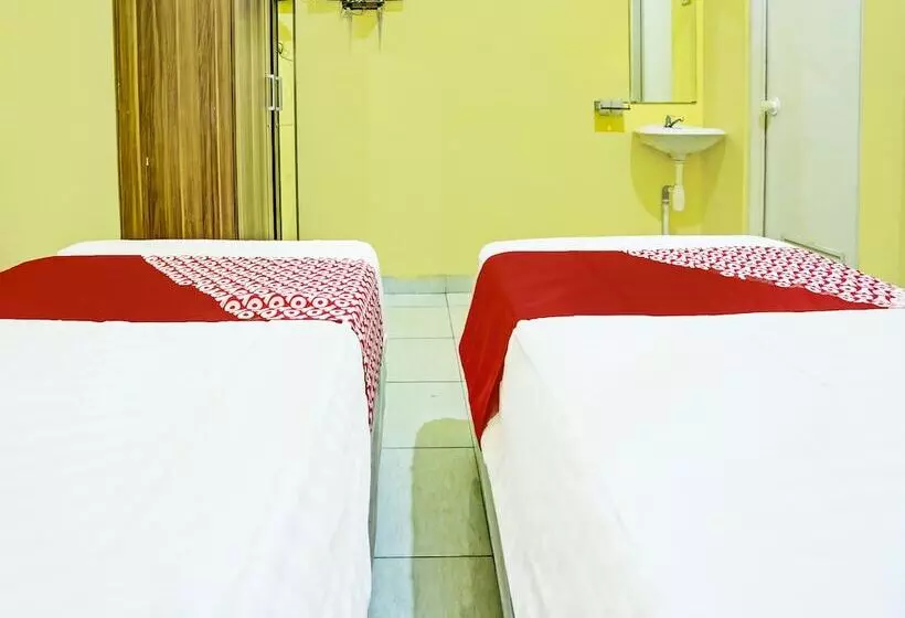 هتل Oyo 3214 Puri Amalia