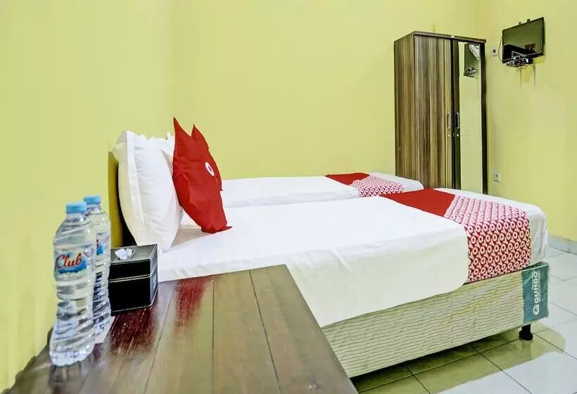 هتل Oyo 3214 Puri Amalia