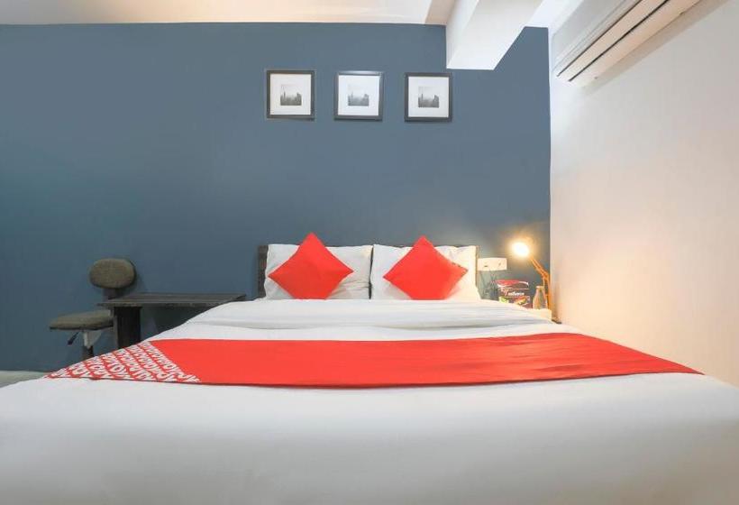 Отель Oyo 70770 Sundari