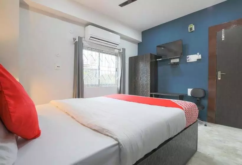 Hotelli Oyo 70770 Sundari