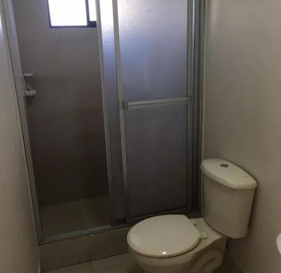 هتل Tababela Airport B&b