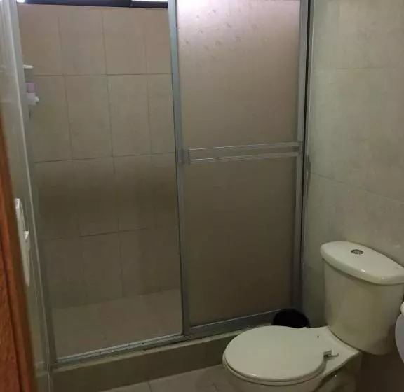 هتل Tababela Airport B&b
