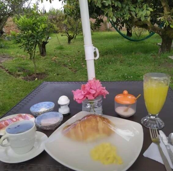 בית מלון כפרי Tababela Airport B&b