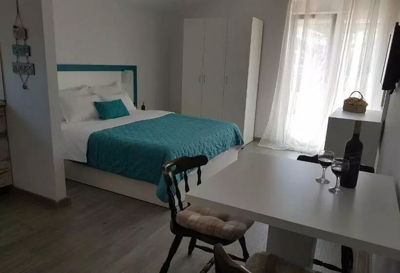پانسیون Apartments And Rooms Lijesevic