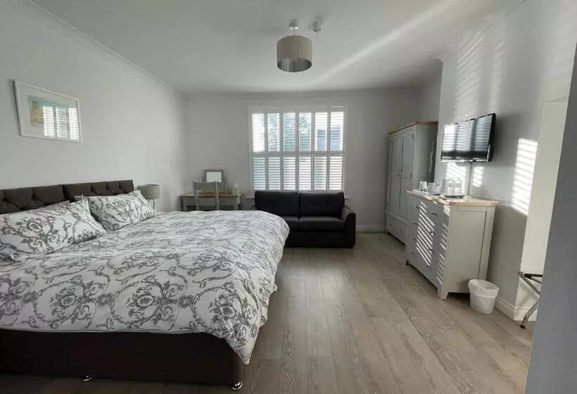 ペンション Cotswold Hare