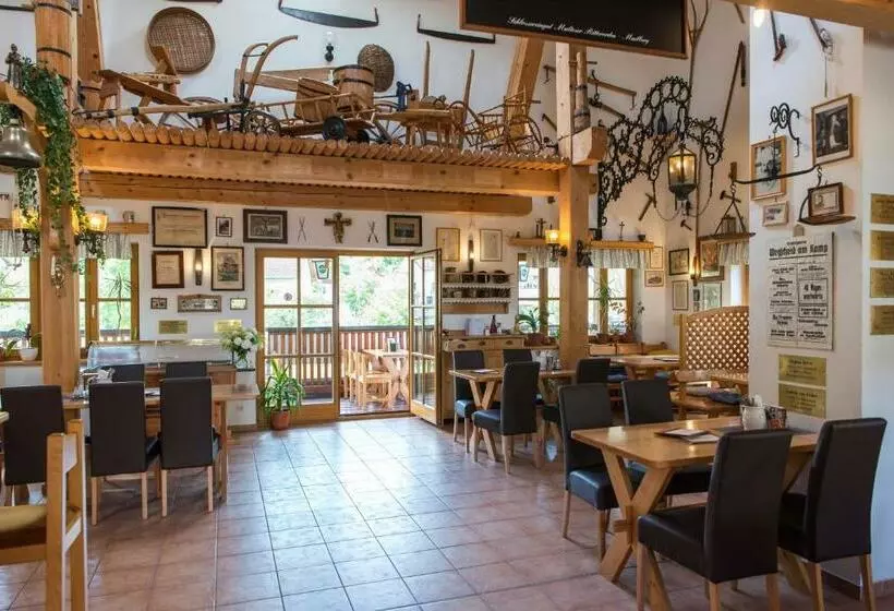 Majatalo Heurigengasthof Prinz