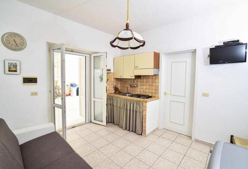 بنسيون Solemareponza Casa Maria