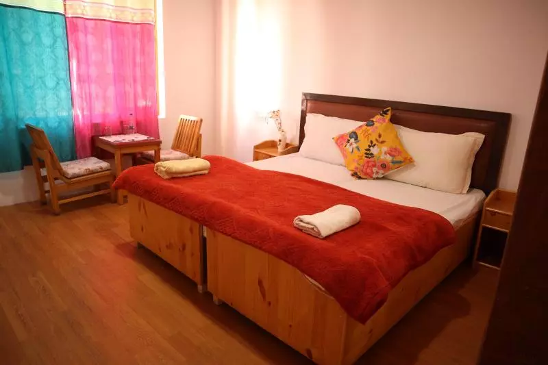 Majatalo Tsetan Guest House