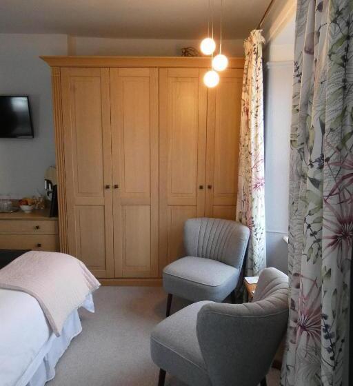 住宿加早餐  Kentwood Guest House