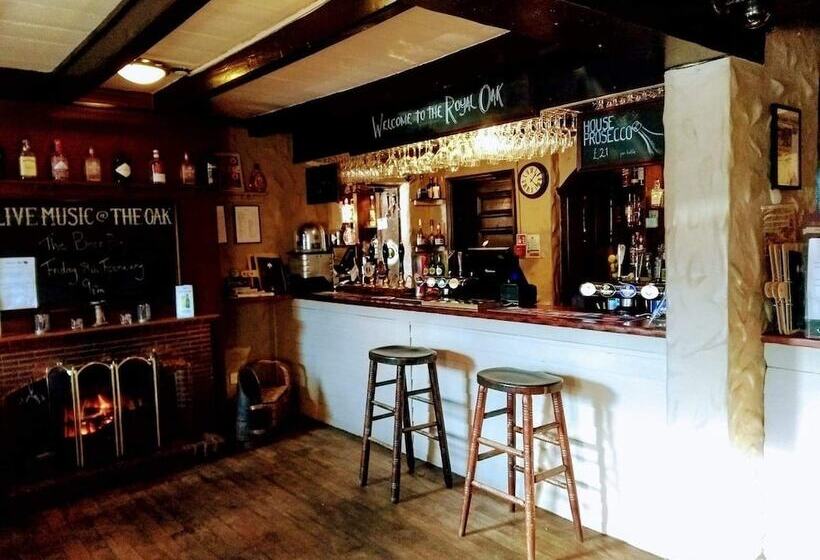 فندق فئة نجمة واحدة Royal Oak