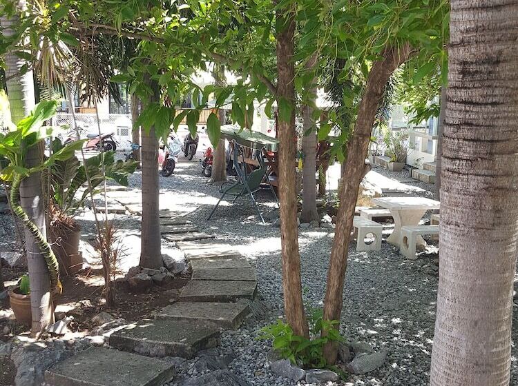 فندق Charlie S Bungalow