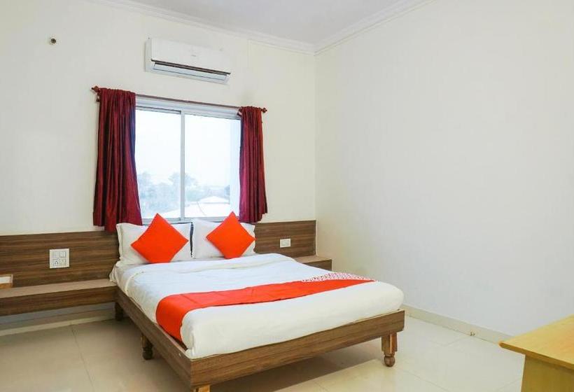 Hotelli Oyo 37769 Chaitanya