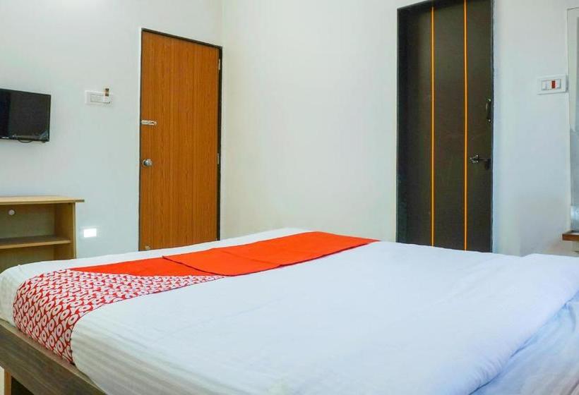 Hotelli Oyo 37769 Chaitanya