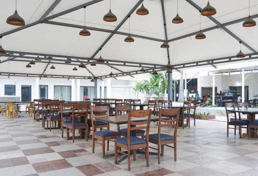 Hotelli Oyo 37769 Chaitanya