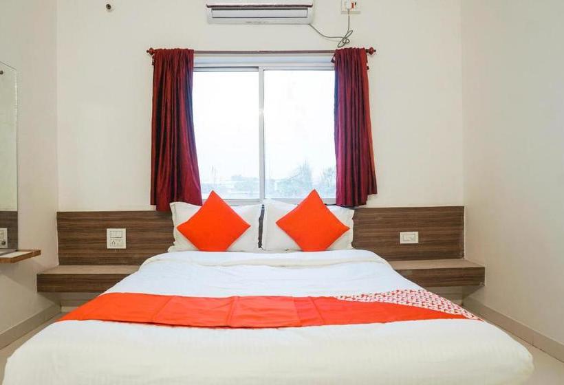 Hotelli Oyo 37769 Chaitanya