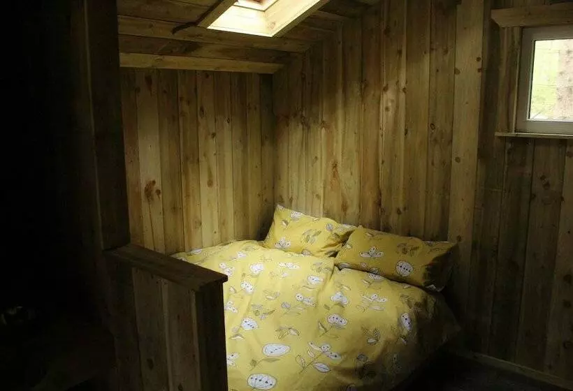 Hotelli Wildwoodz Cabins