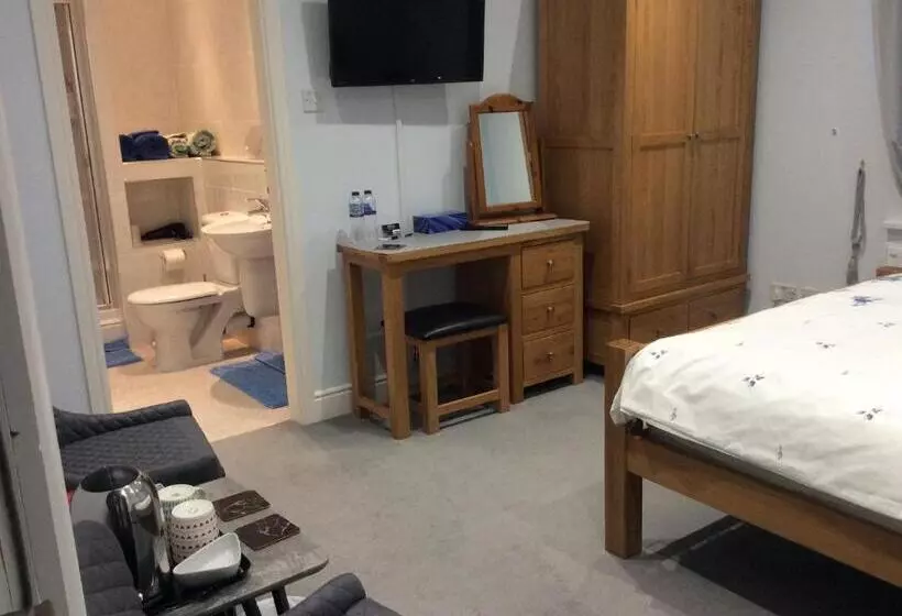 Majatalo Mill Farm B&b