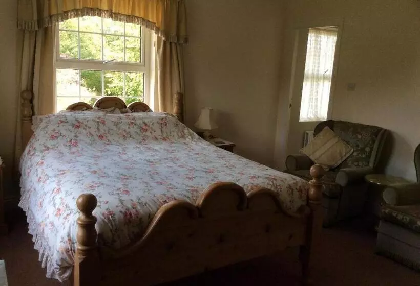 Majatalo Mill Farm B&b