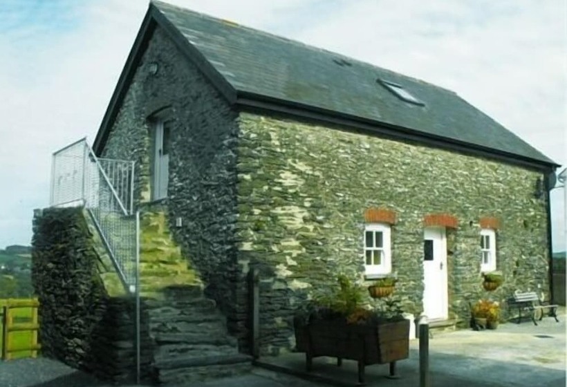 ペンション Wernddofn