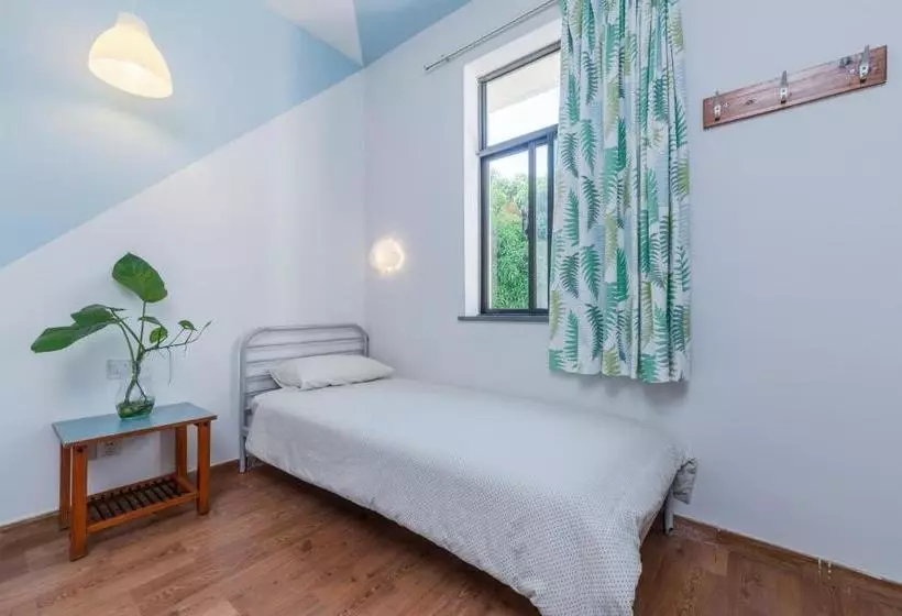 Shenzhen Loft Youth Hostel
