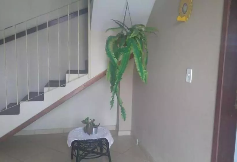 ユースホステル Pousada Recanto Penedo
