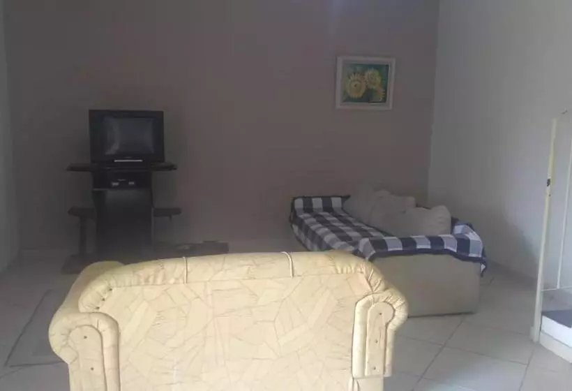 ユースホステル Pousada Recanto Penedo