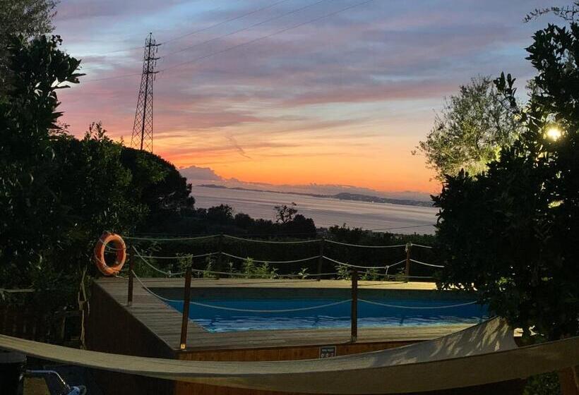 Bed & Breakfast My Place Home & Garden