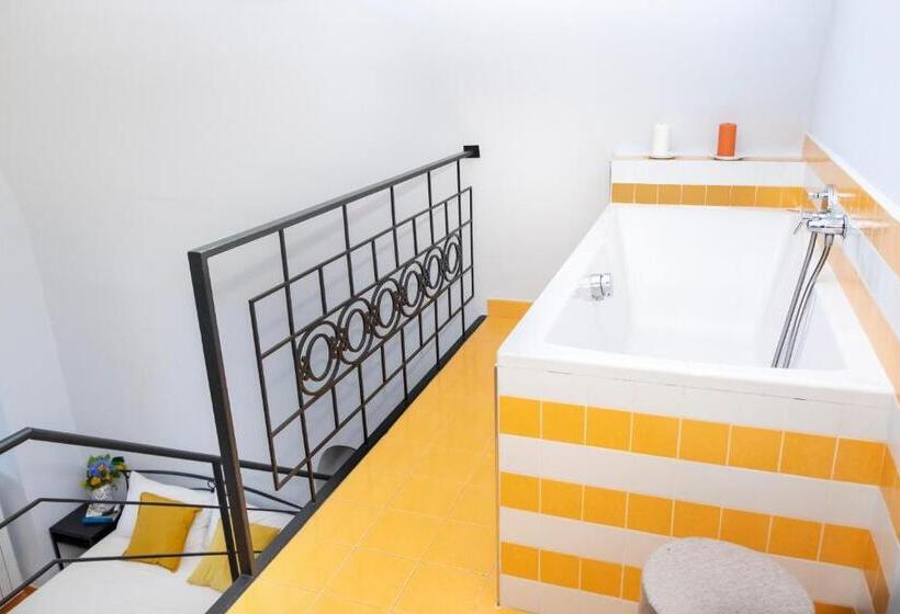 Bed & Breakfast My Place Home & Garden