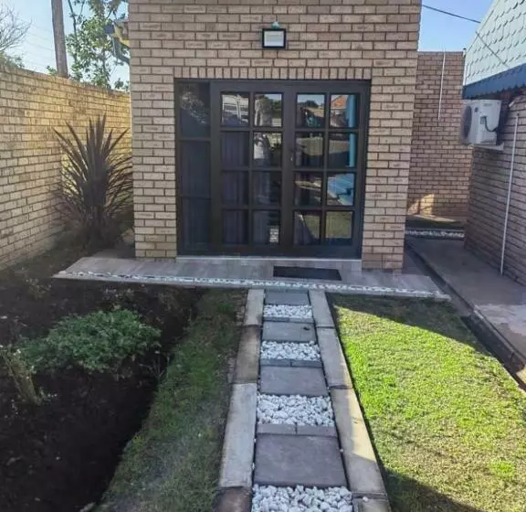 Aamiaismajoitus (B&B) Obaa Sima Guest House