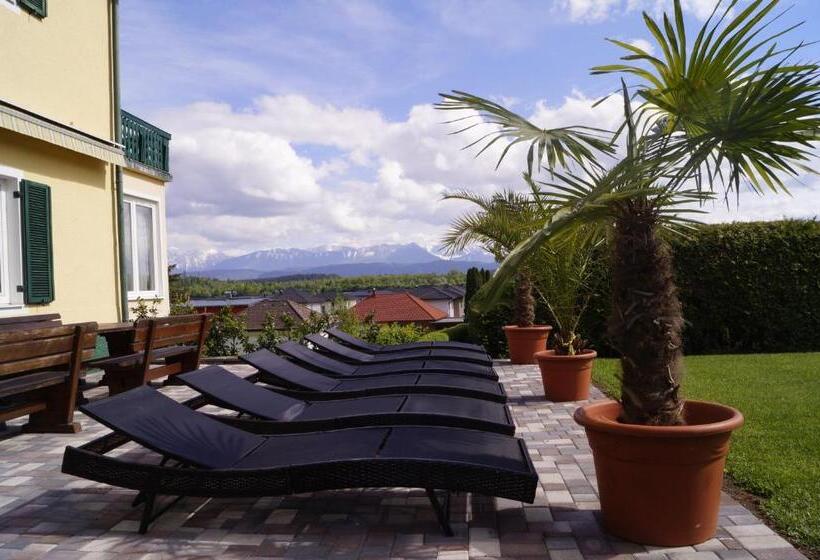 مبيت وإفطار Pension Dobernig   Contactless Check In/stay