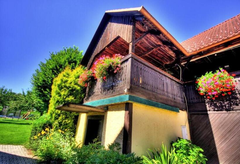 مبيت وإفطار Pension Dobernig   Contactless Check In/stay