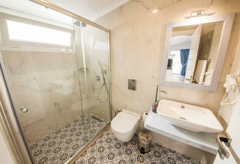 Ceylan Boutique House