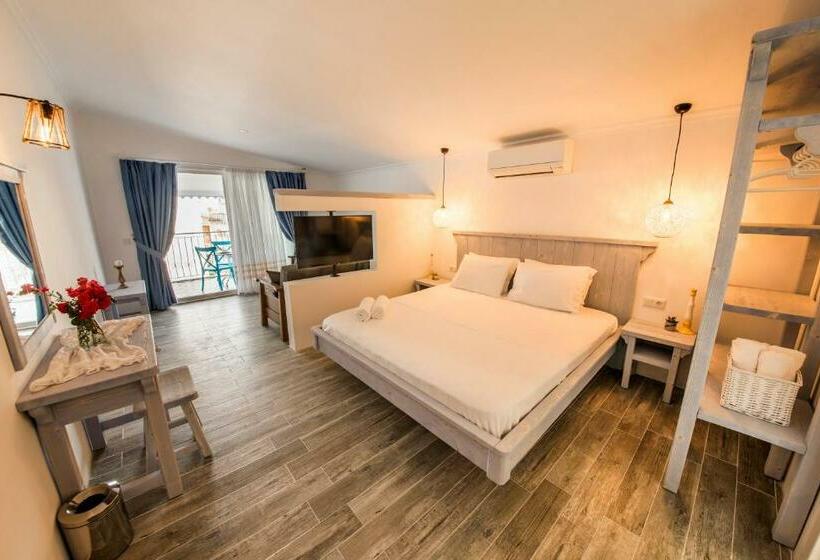 Ceylan Boutique House