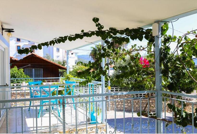 Ceylan Boutique House