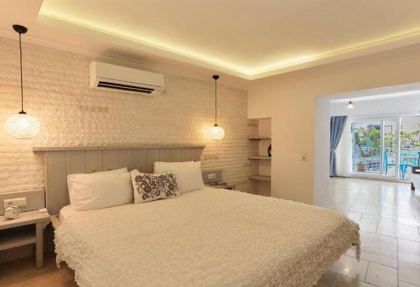 Ceylan Boutique House