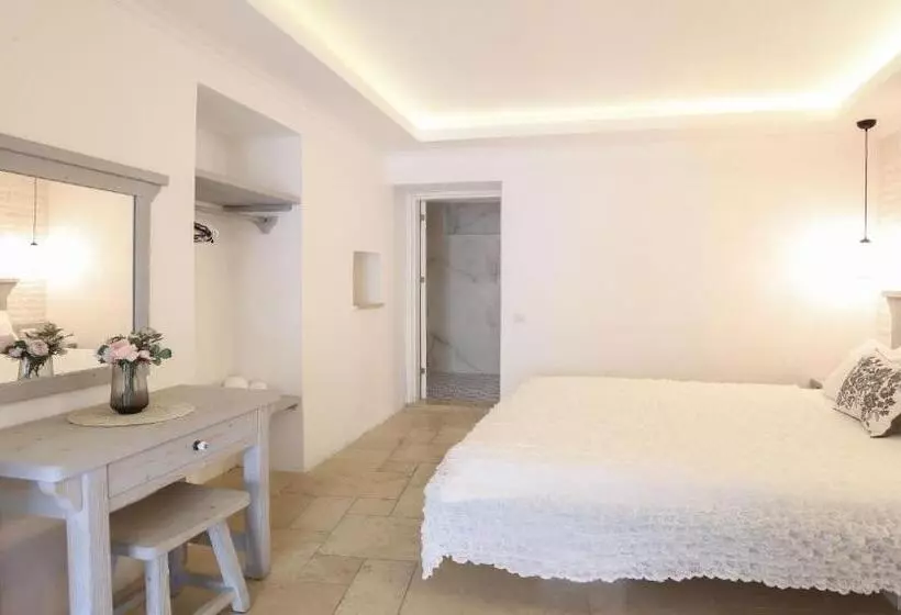 Ceylan Boutique House