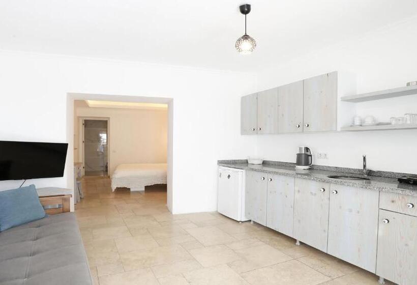 Ceylan Boutique House