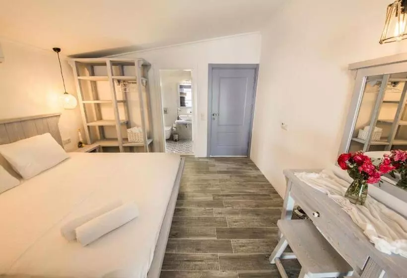 Ceylan Boutique House
