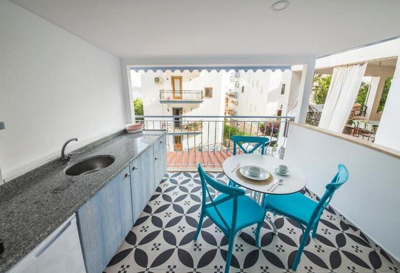 Ceylan Boutique House