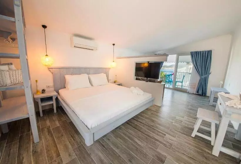 Ceylan Boutique House