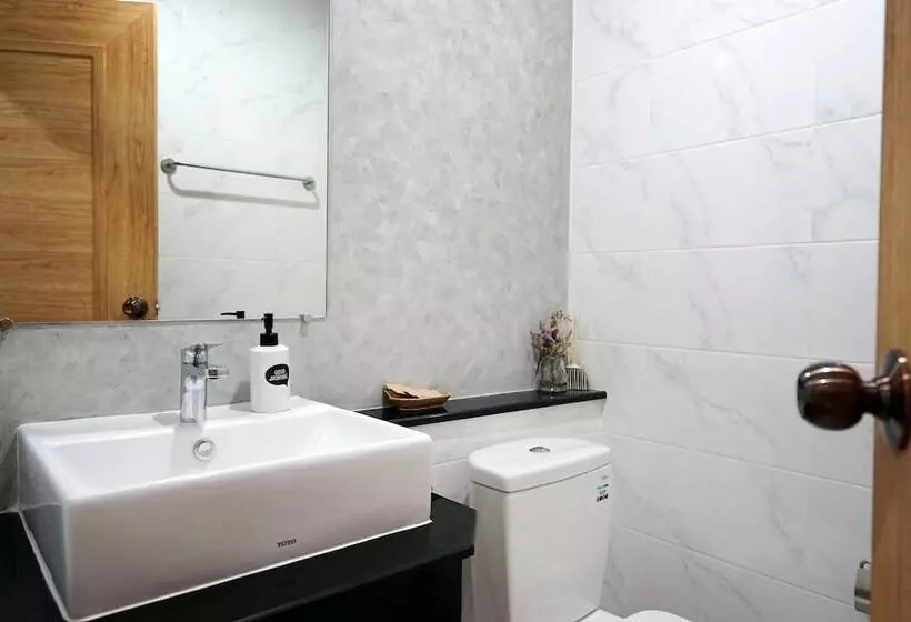 ホテル Luck Esan Loft