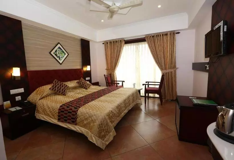 Pearl Royal International Hotels & Resorts Pvt Ltd