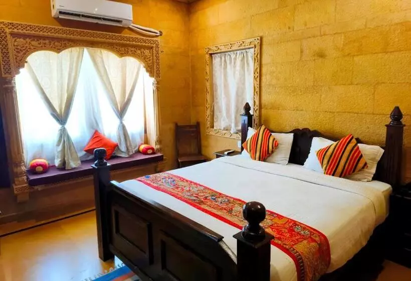 ペンション Desert Moon