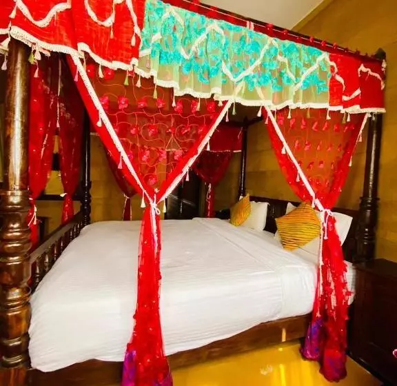 ペンション Desert Moon