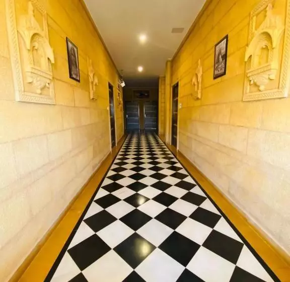 ペンション Desert Moon