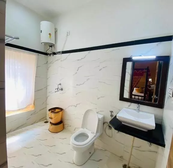 ペンション Desert Moon