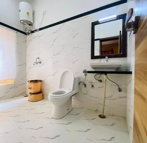 ペンション Desert Moon