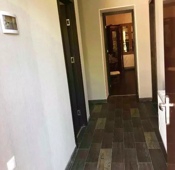 پانسیون Guest House Fifty