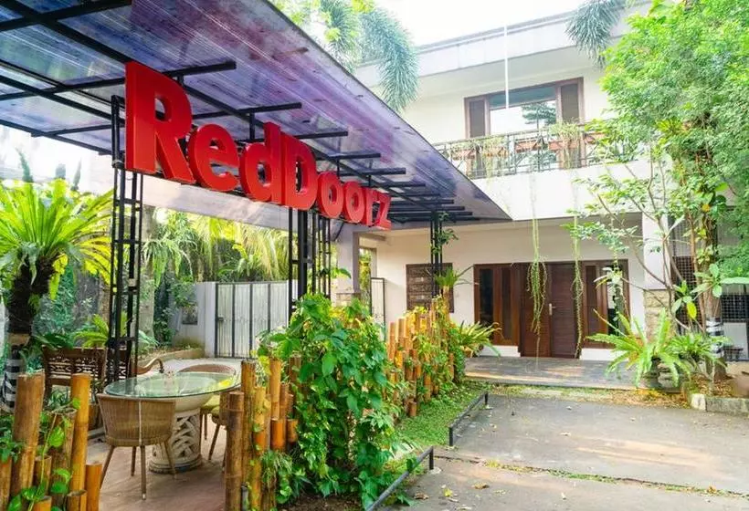 ペンション Reddoorz Plus Near One Bell Park Avenue